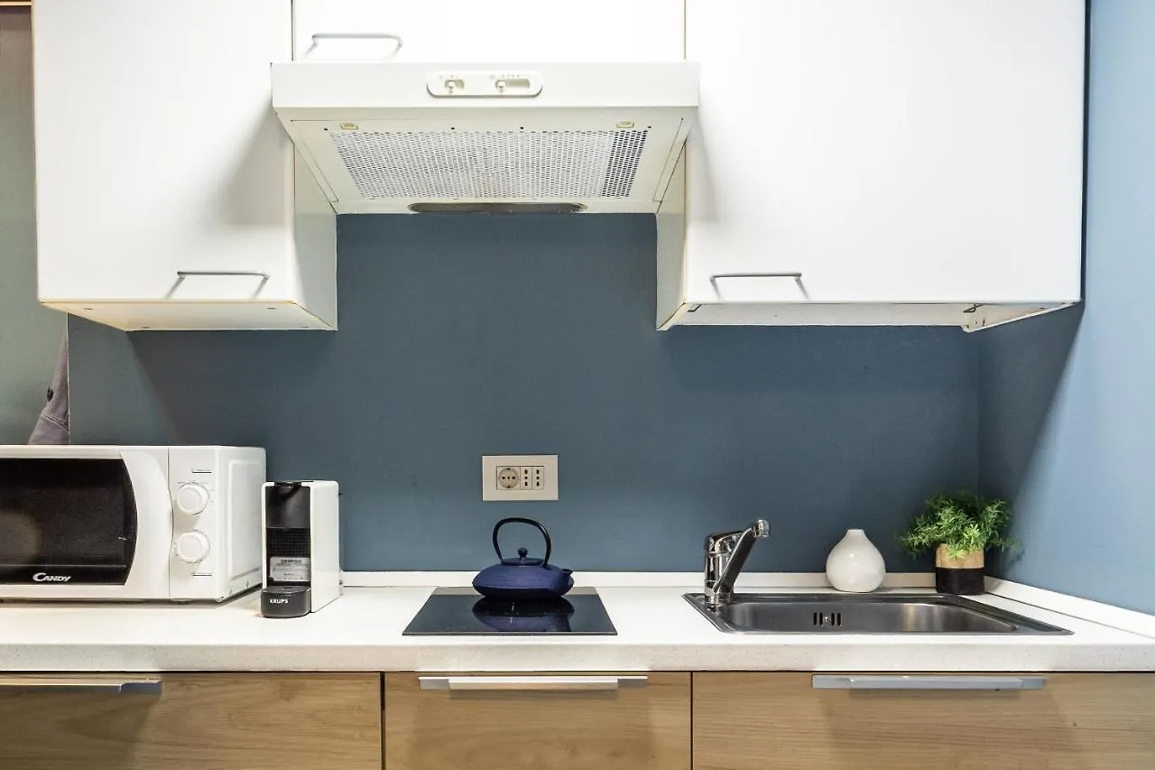 Appartamento Altido Vibrant Studio For 3 Near The City Centre Milano